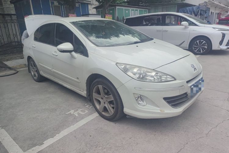 Used Peugeot 408 2013 2.0L Manual Comfort Edition Front Right 45 Deg