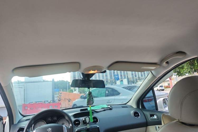 Used Peugeot 408 2013 2.0L Automatic Comfort Edition Headliner