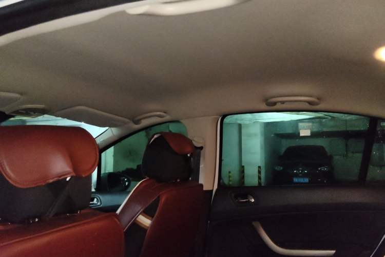 Used Peugeot 408 2013 2.0L Automatic Comfort Edition Headliner