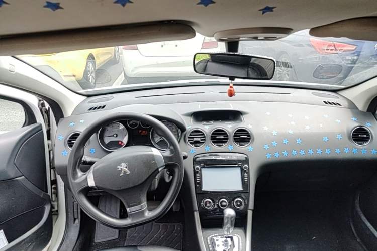 Used Peugeot 408 2013 1.6L Automatic Comfort Edition Headliner