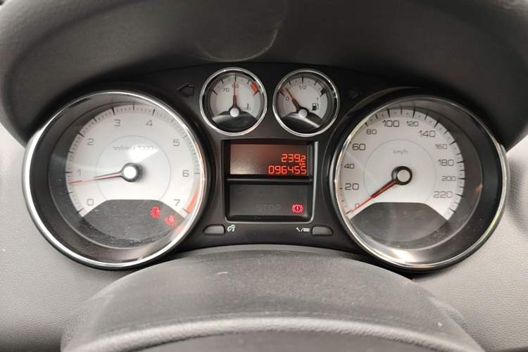 Used Peugeot 408 2013 2.0L Manual Comfort Edition Instrument Cluster