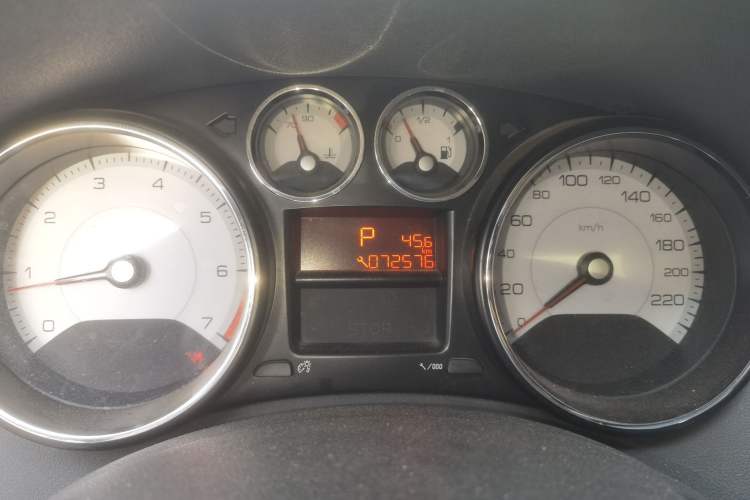 Used Peugeot 408 2013 2.0L Automatic Comfort Edition Instrument Cluster