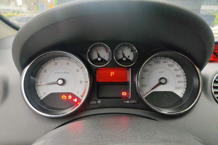 Used Peugeot 408 2013 2.0L Automatic Comfort Edition Instrument Cluster