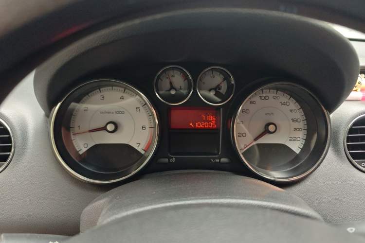 Used Peugeot 408 2013 2.0L Manual Comfort Edition Instrument Cluster