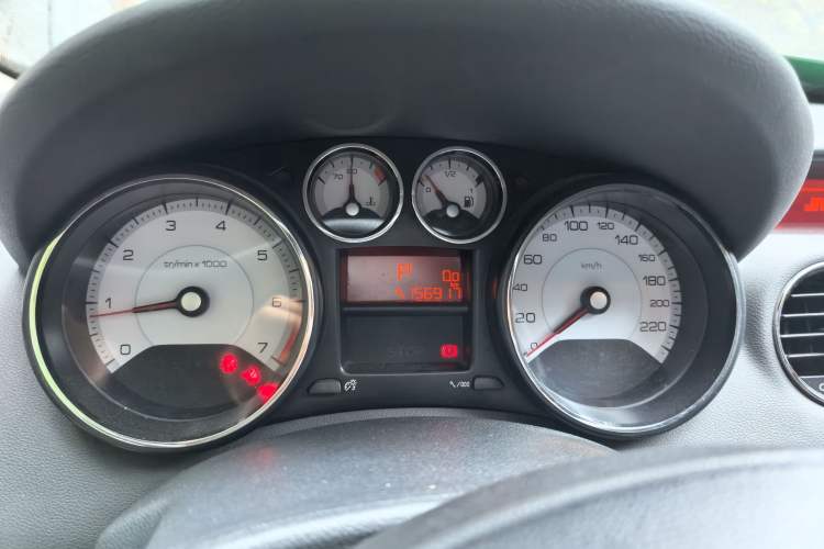 Used Peugeot 408 2013 2.0L Connected Car Luxury Edition Instrument Cluster