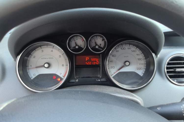 Used Peugeot 408 2013 1.6L Automatic Comfort Edition Instrument Cluster