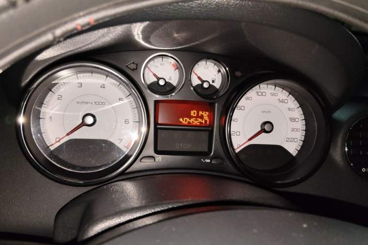 Used Peugeot 408 2013 2.0L Automatic Comfort Edition Instrument Cluster