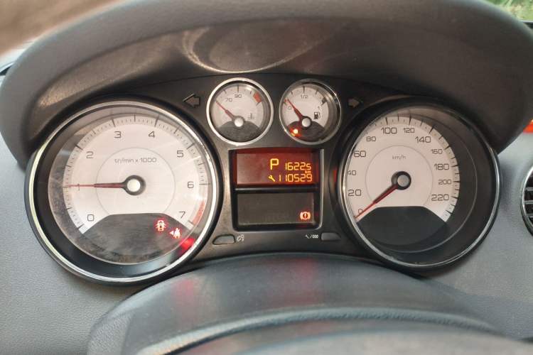 Used Peugeot 408 2013 2.0L Automatic Comfort Edition Instrument Cluster