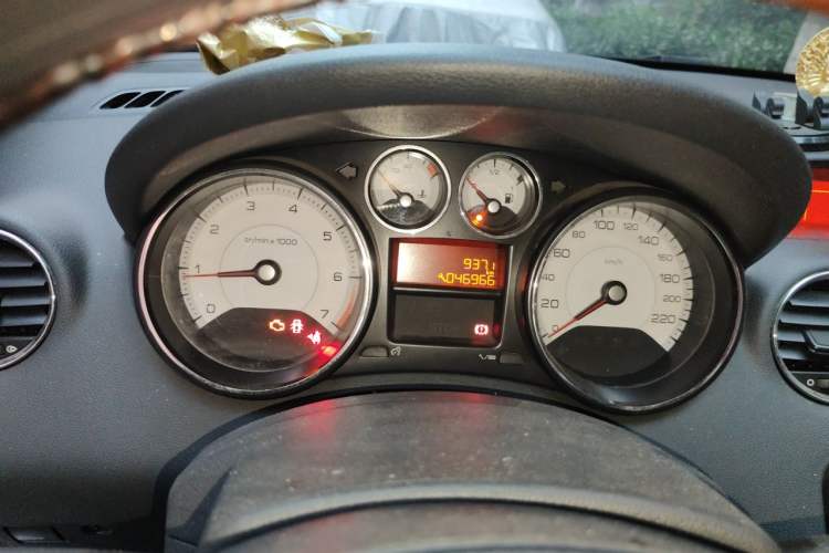 Used Peugeot 408 2013 1.6L Manual Comfort Edition Instrument Cluster