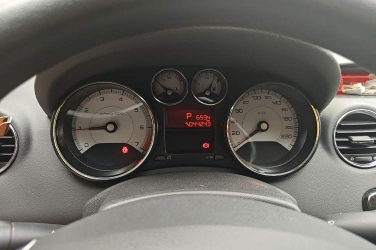 Used Peugeot 408 2013 2.0L Automatic Comfort Edition Instrument Cluster