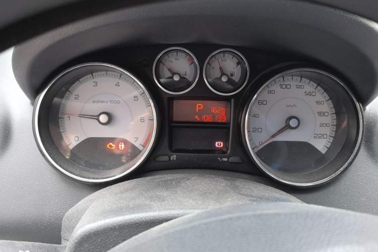 Used Peugeot 408 2013 2.0L Automatic Comfort Edition Instrument Cluster