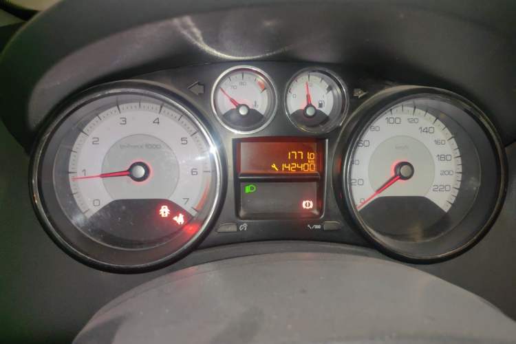 Used Peugeot 408 2013 2.0L Manual Comfort Edition Instrument Cluster