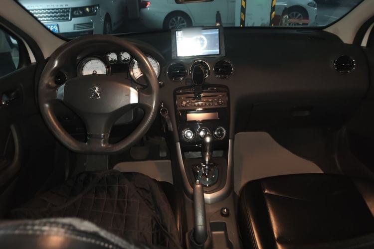 Used Peugeot 408 2013 2.0L Automatic Comfort Edition Interior 2