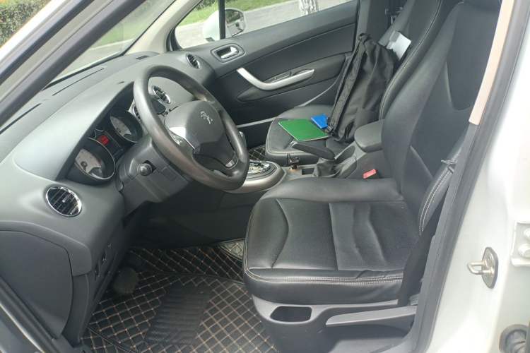 Used Peugeot 408 2013 2.0L Automatic Comfort Edition Left Front Seat