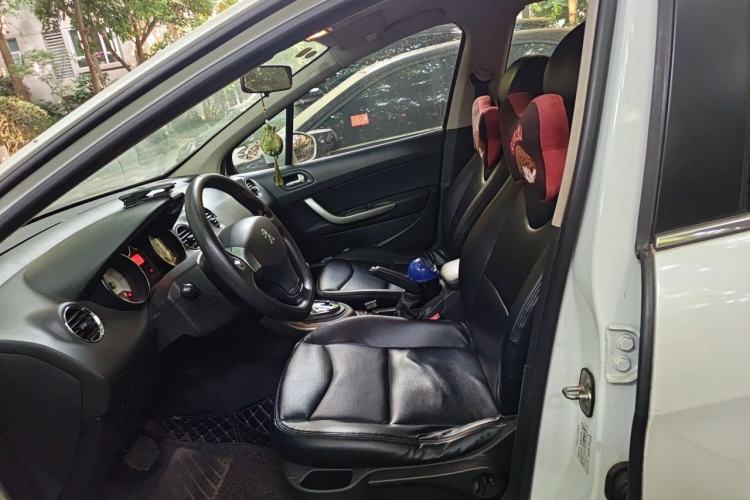 Used Peugeot 408 2013 2.0L Automatic Comfort Edition Left Front Seat
