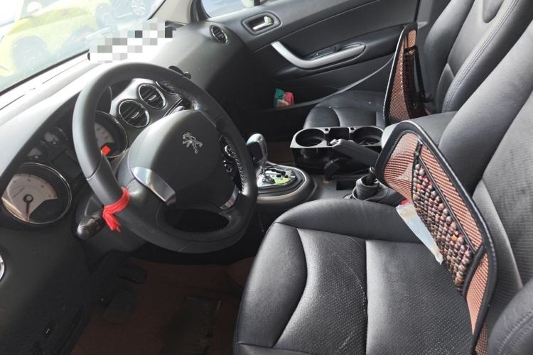Used Peugeot 408 2013 2.0L Automatic Luxury Edition Left Front Seat