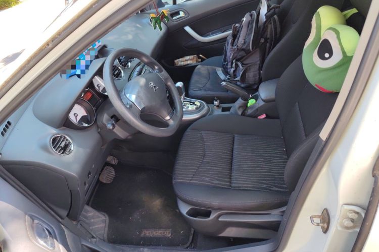 Used Peugeot 408 2013 2.0L Automatic Comfort Edition Left Front Seat