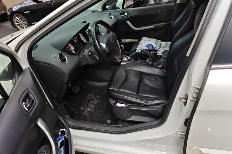 Used Peugeot 408 2013 2.0L Automatic Comfort Edition Left Front Seat