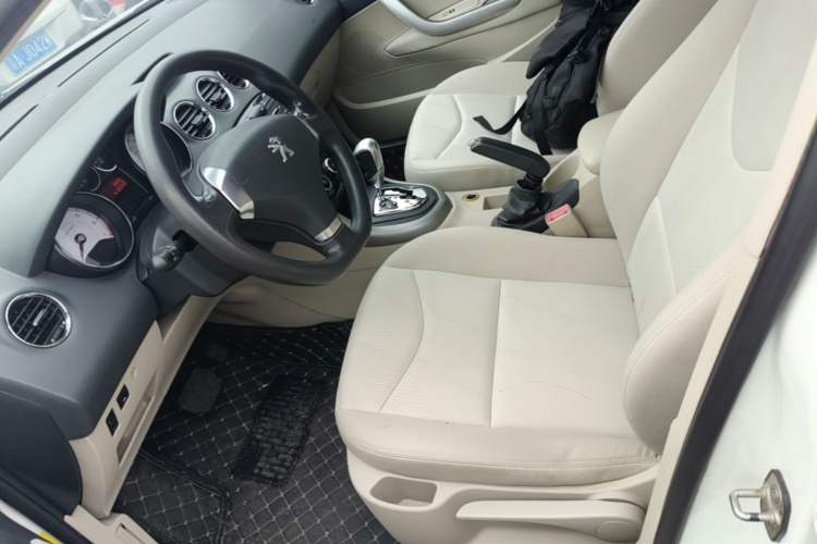 Used Peugeot 408 2013 2.0L Automatic Comfort Edition Left Front Seat