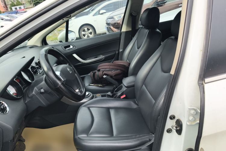 Used Peugeot 408 2013 2.0L Automatic Comfort Edition Left Front Seat