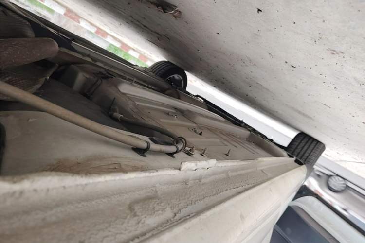 Used Peugeot 408 2013 2.0L Manual Comfort Edition Left Side Sill