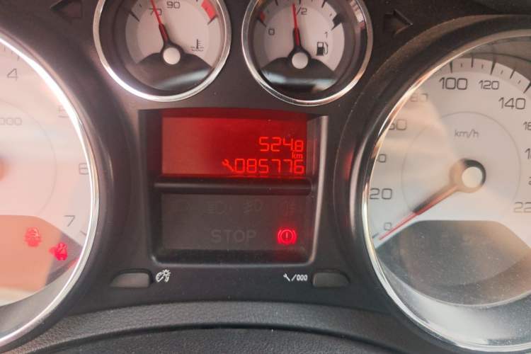 Used Peugeot 408 2013 2.0L Manual Comfort Edition Odometer Close Up