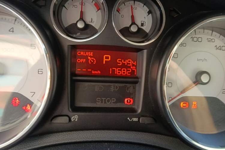 Used Peugeot 408 2013 2.0L Automatic Comfort Edition Odometer Close Up