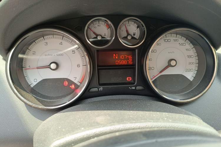 Used Peugeot 408 2013 2.0L Automatic Comfort Edition Odometer Close Up
