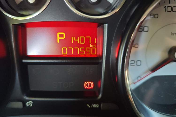 Used Peugeot 408 2013 2.0L Automatic Comfort Edition Odometer Close Up