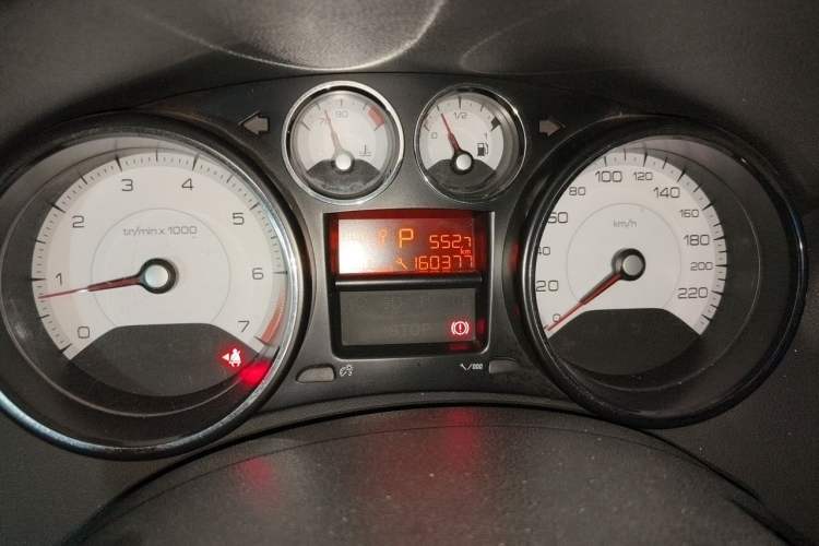 Used Peugeot 408 2013 2.0L Automatic Comfort Edition Odometer Close Up