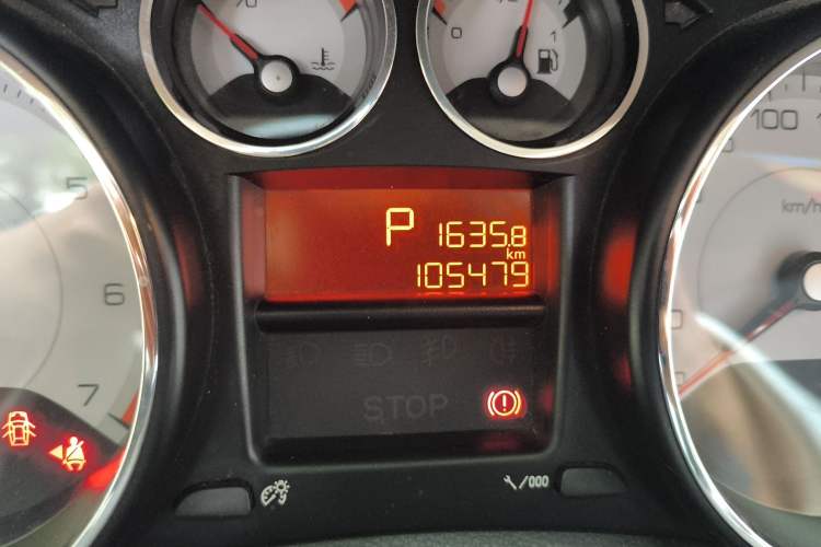 Used Peugeot 408 2013 2.0L Automatic Comfort Edition Odometer Close Up