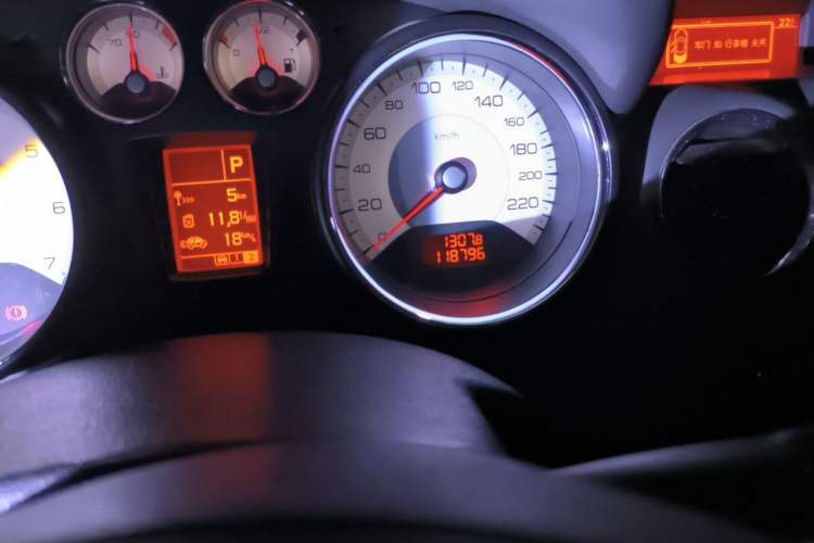 Used Peugeot 408 2013 2.0L Automatic Luxury Edition Odometer Close Up