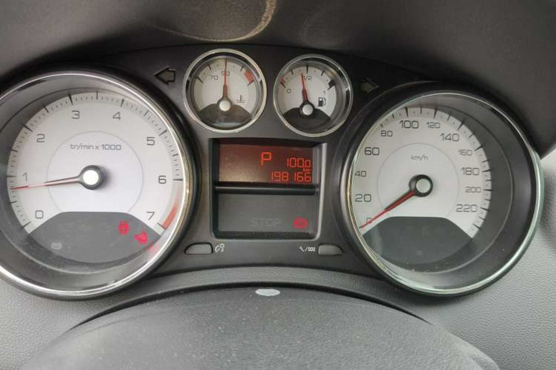 Used Peugeot 408 2013 2.0L Automatic Comfort Edition Odometer Close Up