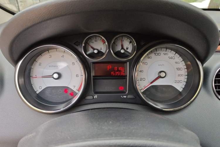 Used Peugeot 408 2013 2.0L Automatic Comfort Edition Odometer Close Up