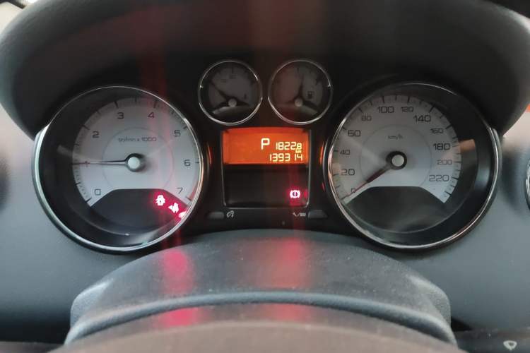 Used Peugeot 408 2013 2.0L Automatic Comfort Edition Odometer Close Up