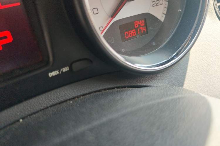 Used Peugeot 408 2013 2.0L Automatic Luxury Edition Odometer Close Up