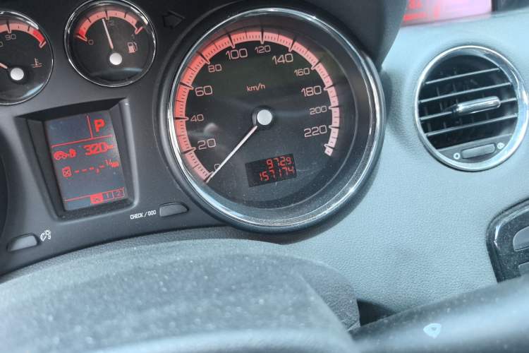 Used Peugeot 408 2013 2.0L Automatic Luxury Edition Odometer Close Up