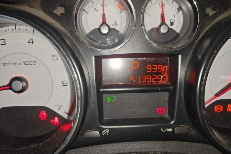 Used Peugeot 408 2013 2.0L Automatic Comfort Edition Odometer Close Up