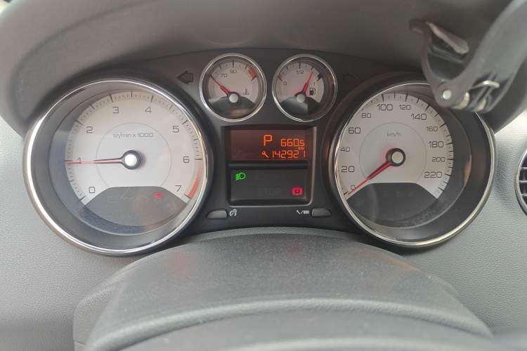 Used Peugeot 408 2013 1.6L Automatic Comfort Edition Odometer Close Up