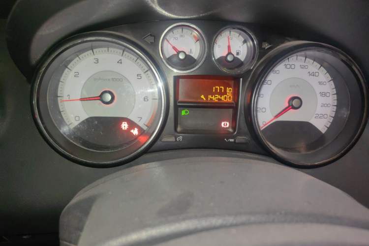 Used Peugeot 408 2013 2.0L Manual Comfort Edition Odometer Close Up