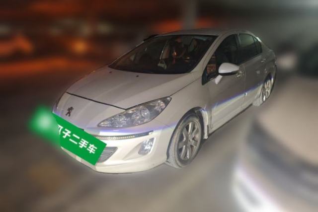Ojetý Peugeot 408 2013 1.6L Automatic Comfort Edition