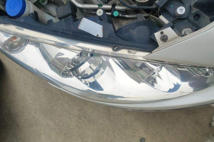 Used Peugeot 408 2013 2.0L Automatic Comfort Edition Right Front Headlight