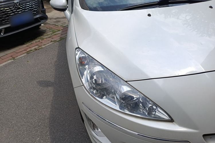 Used Peugeot 408 2013 2.0L Automatic Comfort Edition Right Front Headlight