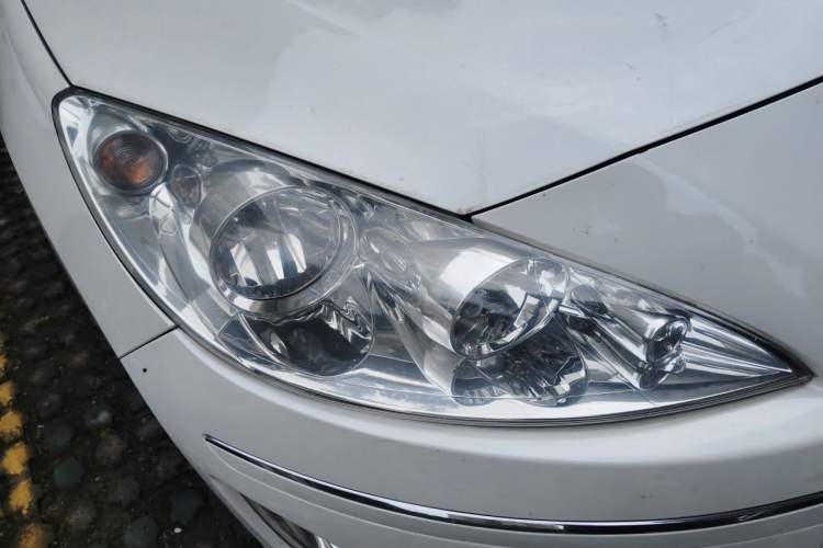 Used Peugeot 408 2013 2.0L Automatic Luxury Edition Right Front Headlight