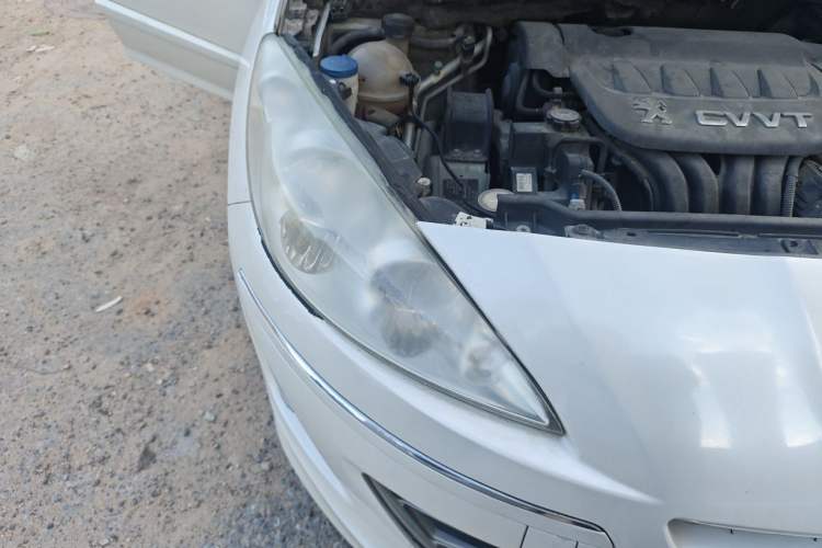 Used Peugeot 408 2013 2.0L Automatic Comfort Edition Right Front Headlight