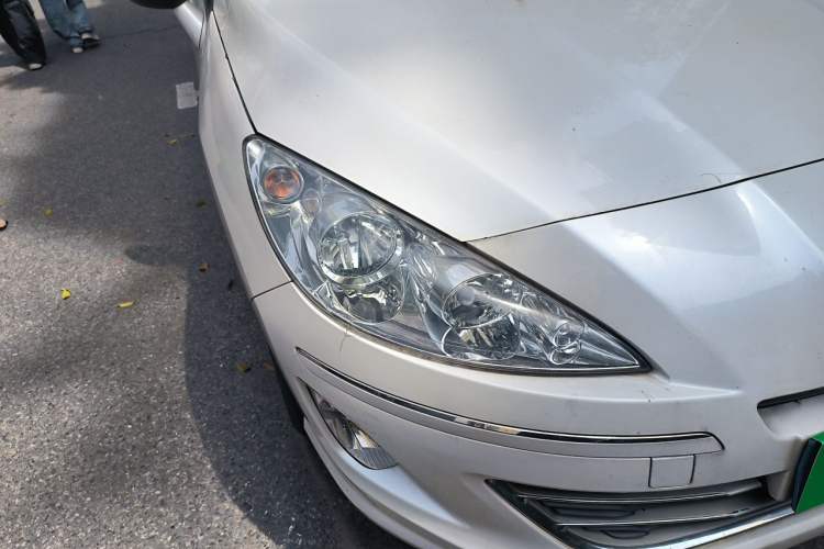 Used Peugeot 408 2013 2.0L Manual Comfort Edition Right Front Headlight