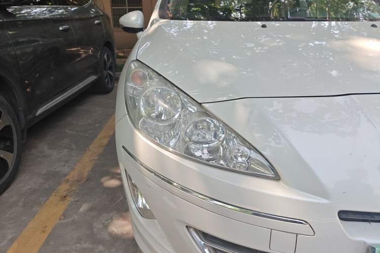 Used Peugeot 408 2013 2.0L Automatic Comfort Edition Right Front Headlight
