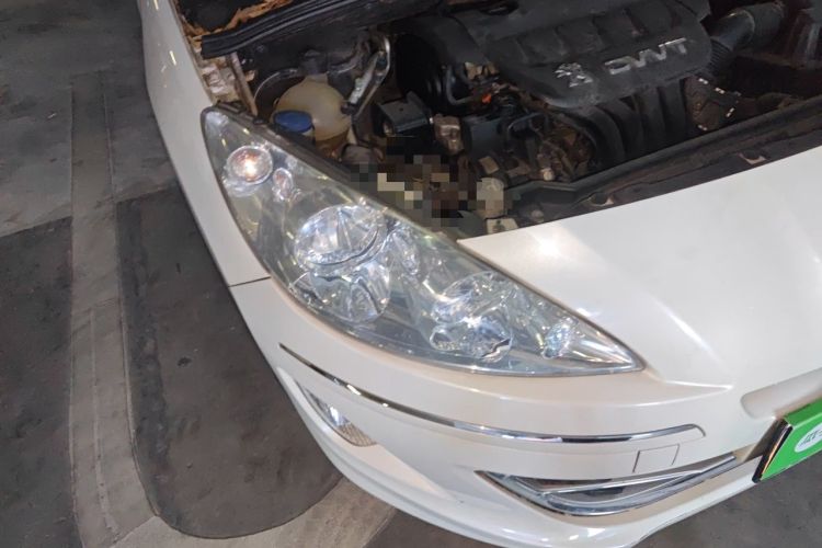Used Peugeot 408 2013 2.0L Automatic Comfort Edition Right Front Headlight