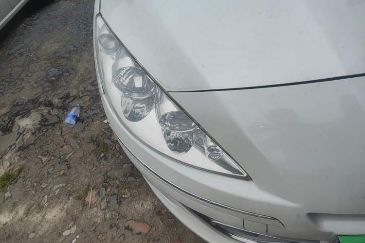Used Peugeot 408 2013 2.0L Manual Comfort Edition Right Front Headlight