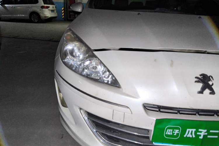Used Peugeot 408 2013 1.6L Automatic Comfort Edition Right Front Headlight